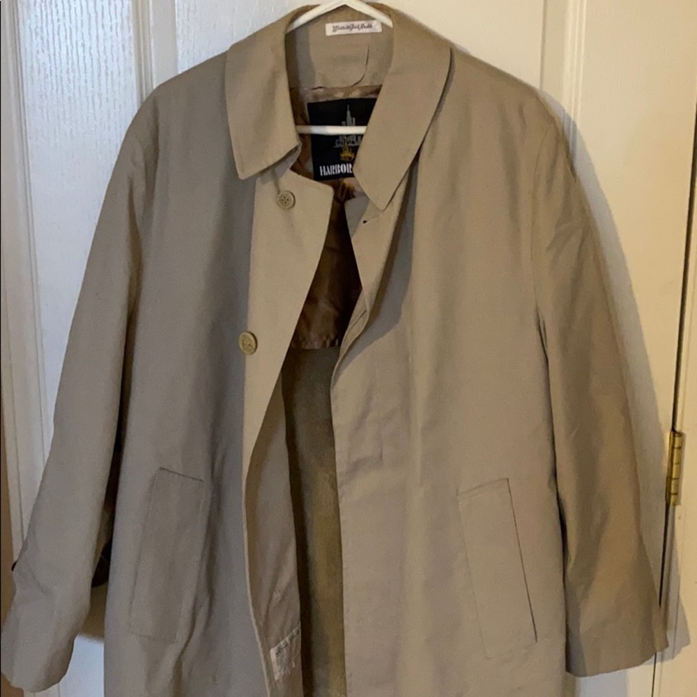 Men’s trench coat!